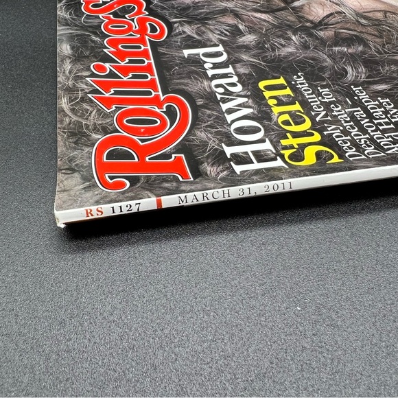 Rolling Stone Magazine Howard Stern Dual Cover Issue #1127 March 2011 - Picture 3 of 5